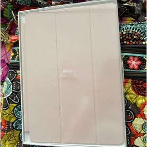 NEW iPad Smart Cover